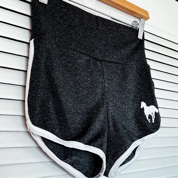 SHEIN | Deftones Screen Print Pony Scrunch Butt Shorts - Picture 2 of 8